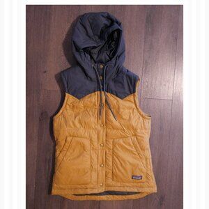 Patagonia Bivy Hooded Down Vest - Women's Size Small - Navy Blue and Gold